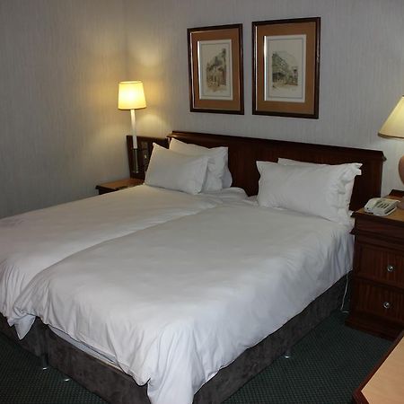 Hotel On St Georges Кейптаун Екстериор снимка