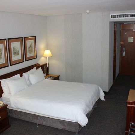 Hotel On St Georges Кейптаун Екстериор снимка