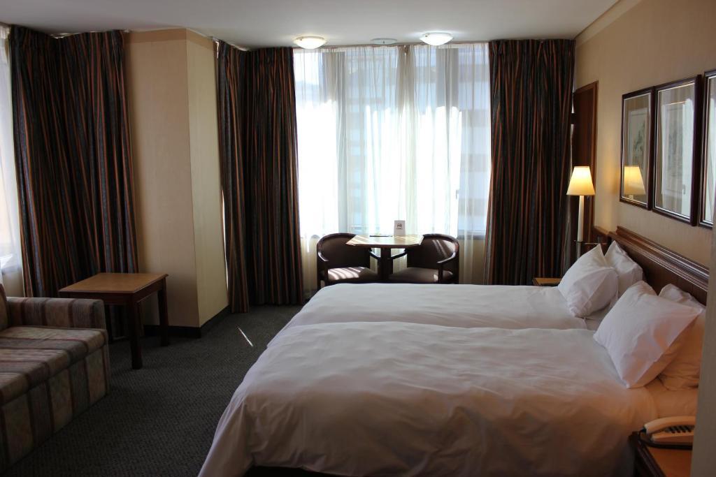 Hotel On St Georges Кейптаун Екстериор снимка